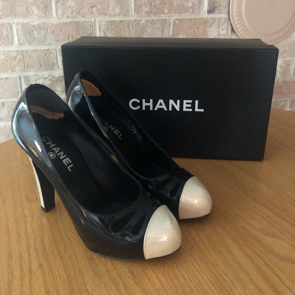 Chanel high Heels